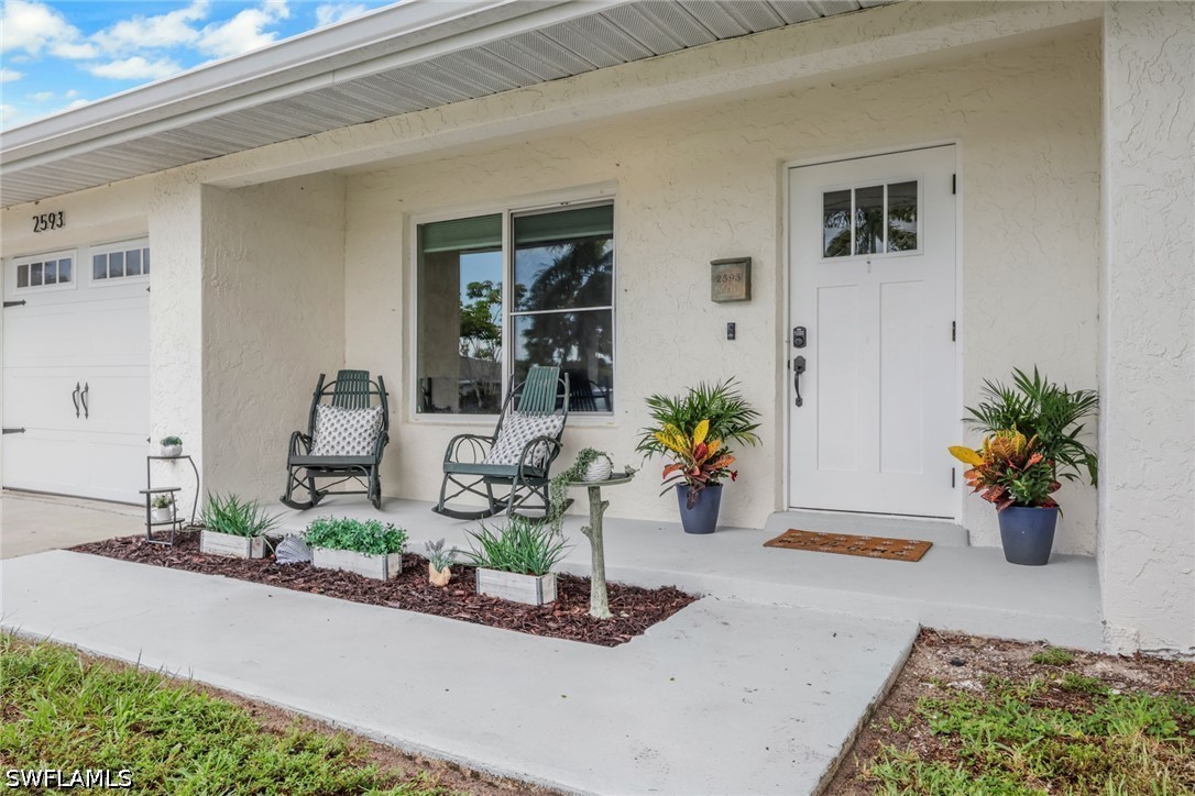 2 Bed SingleFamilyResidence for Sale in Naples, FL, $445,000 — photo 2