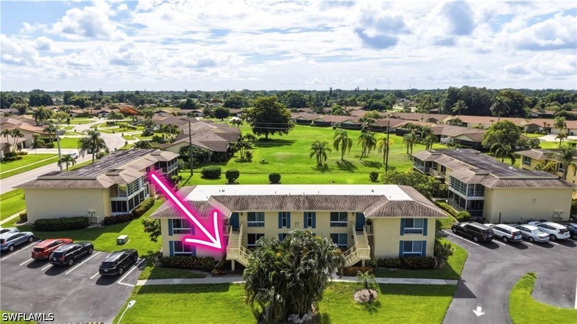 2 Bed Condominium for Sale in Naples, photo 2