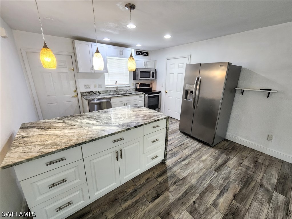 3 Bed SingleFamilyResidence for Sale in Oak Crest Villas, photo 2