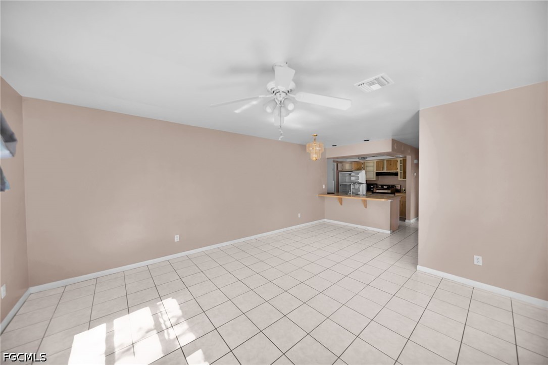 3 Bed Duplex for Sale in Cape Coral, photo 2