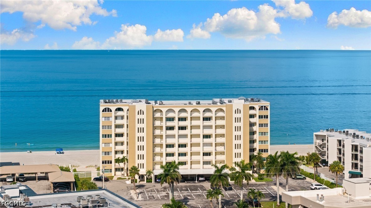 2 Bed Waterfront Home for Sale in Casa Bonita Ii, photo 2