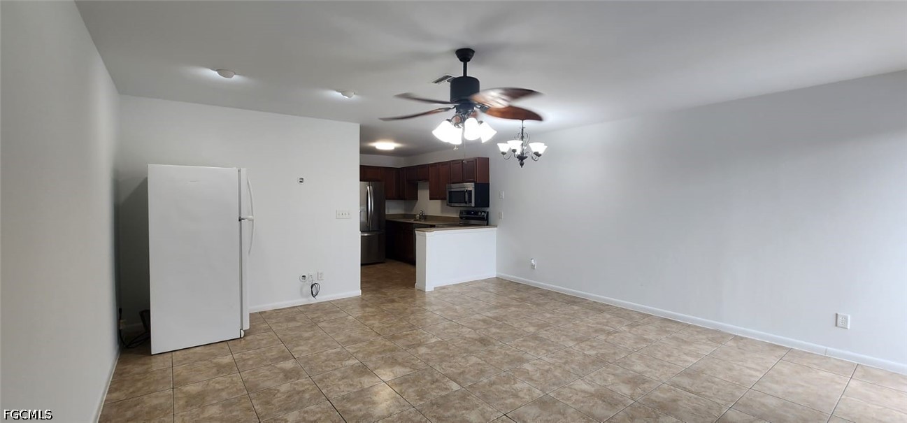 1 Bed Condominium for Sale in Cape Coral, photo 2