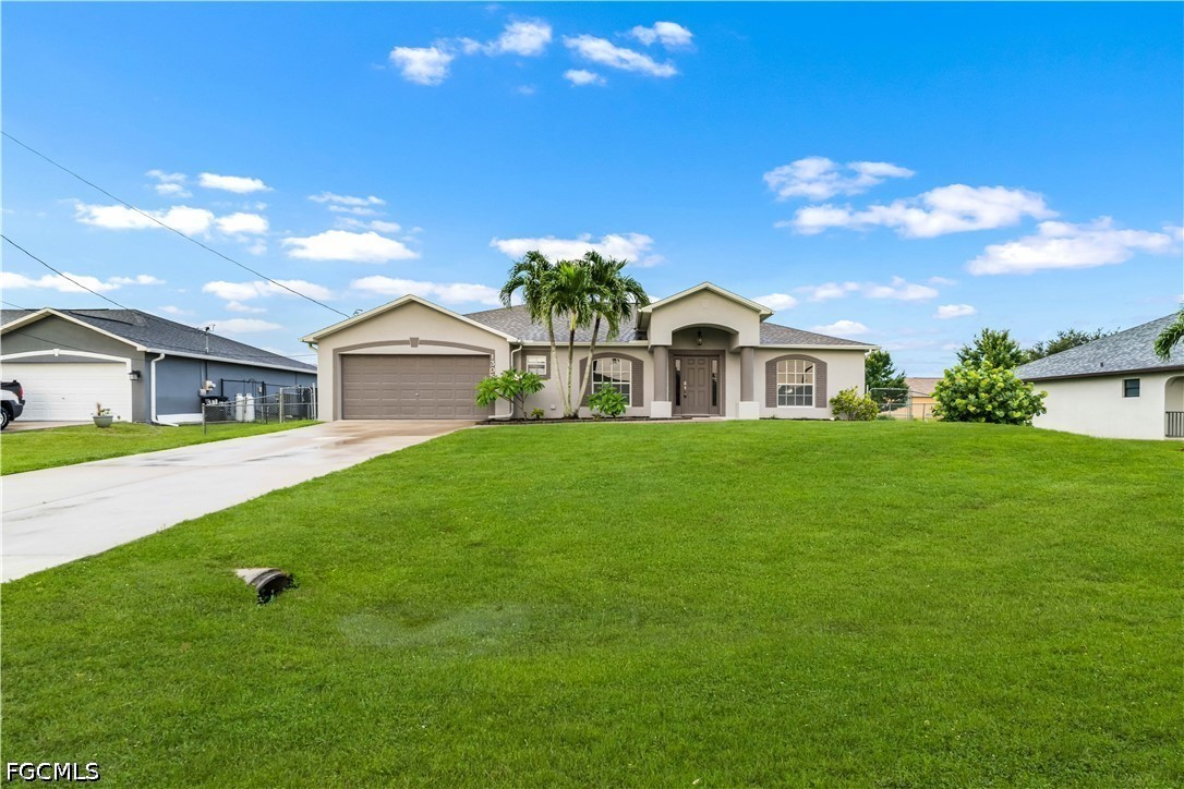 3 Bed SingleFamilyResidence for Sale in Cape Coral, FL — photo 2