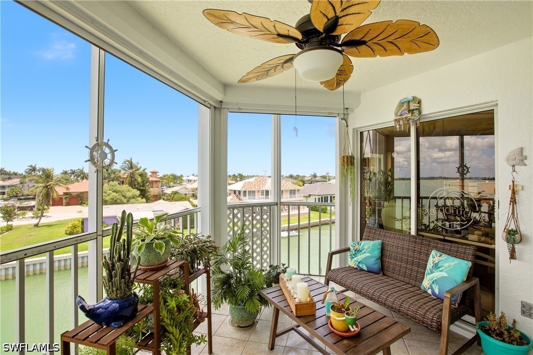 2 Bed Pool Home for Sale in Marco Island, photo 2