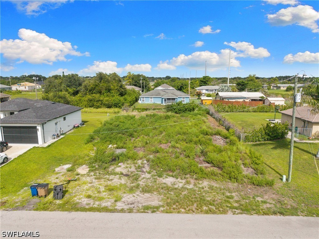 Residential for Sale in Lehigh Acres, photo 2