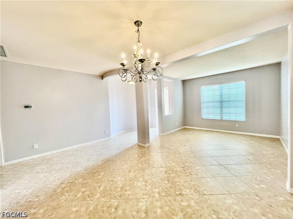 3 Bed SingleFamilyResidence for Sale in Daniels Preserve, photo 2