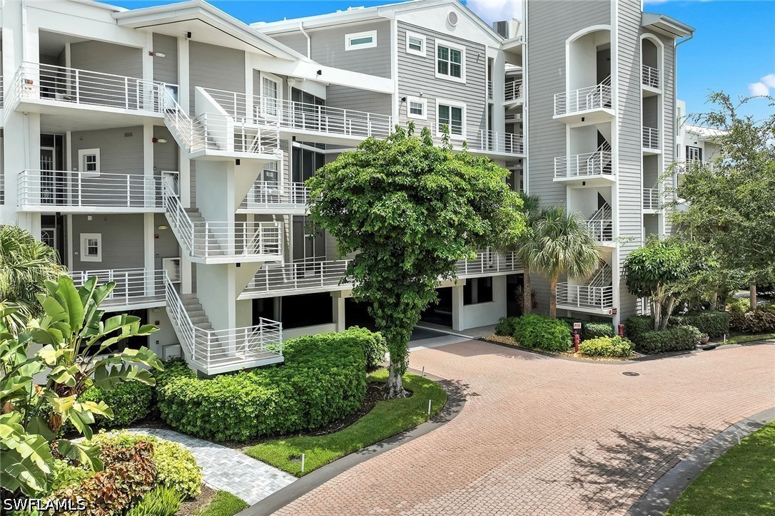 3 Bed Condominium for Sale in Habitat, photo 2