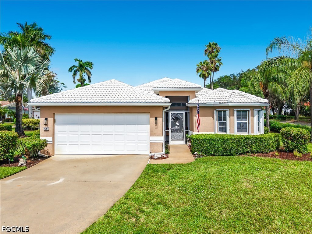 2 Bed SingleFamilyResidence for Sale in North Fort Myers, FL — photo 2