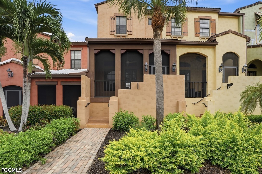 2 Bed Condominium for Sale in Paseo, FL, $299,000 — photo 2