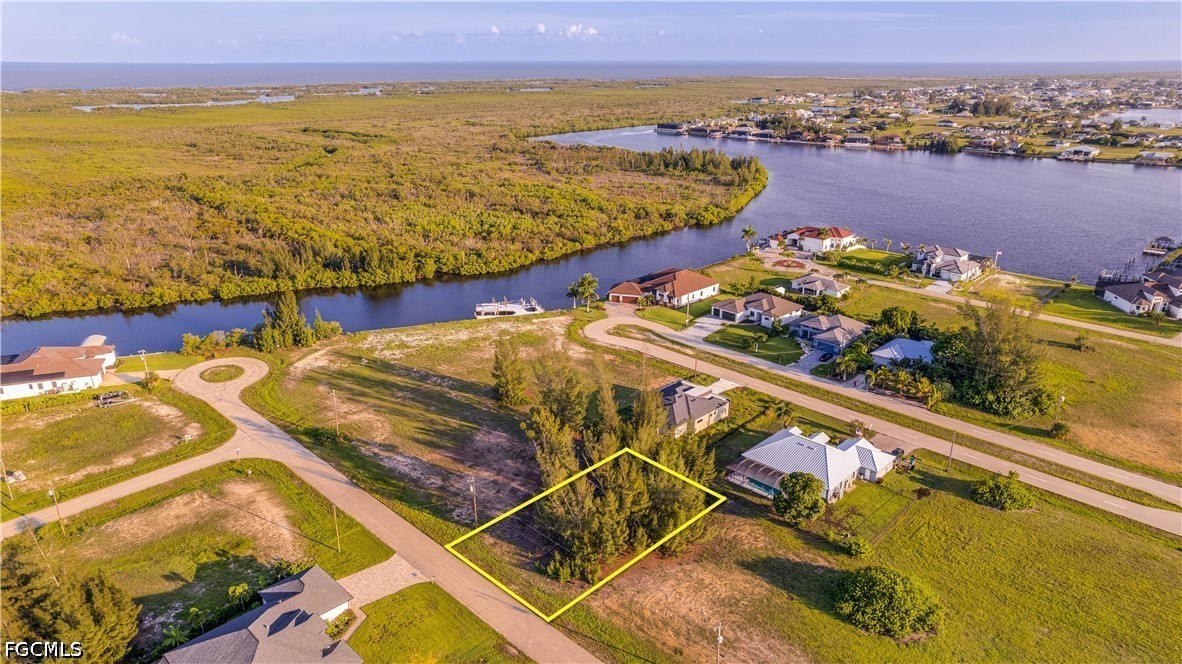Residential for Sale in Cape Coral, FL, $35,000 — photo 2