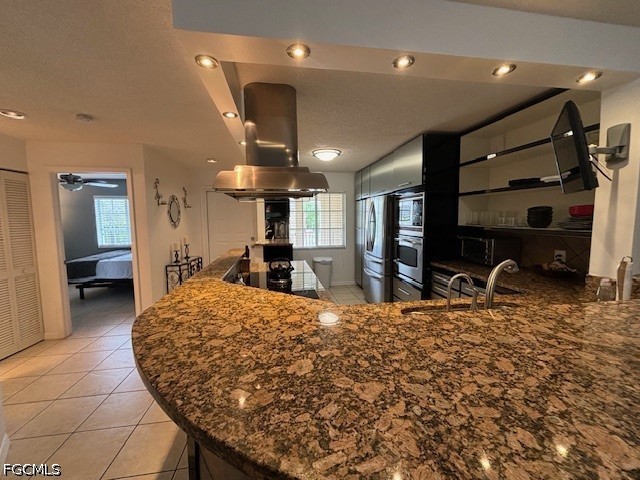 2 Bed Condominium for Sale in Emerald Lakes, photo 2