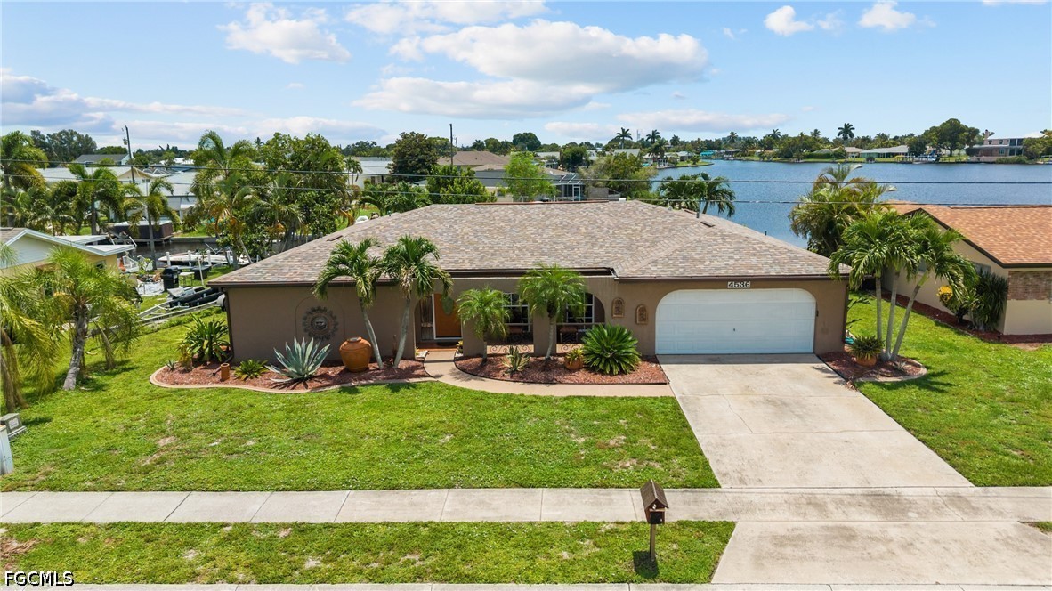 4 Bed Waterfront Home for Sale in Waterway Estates, FL — photo 2