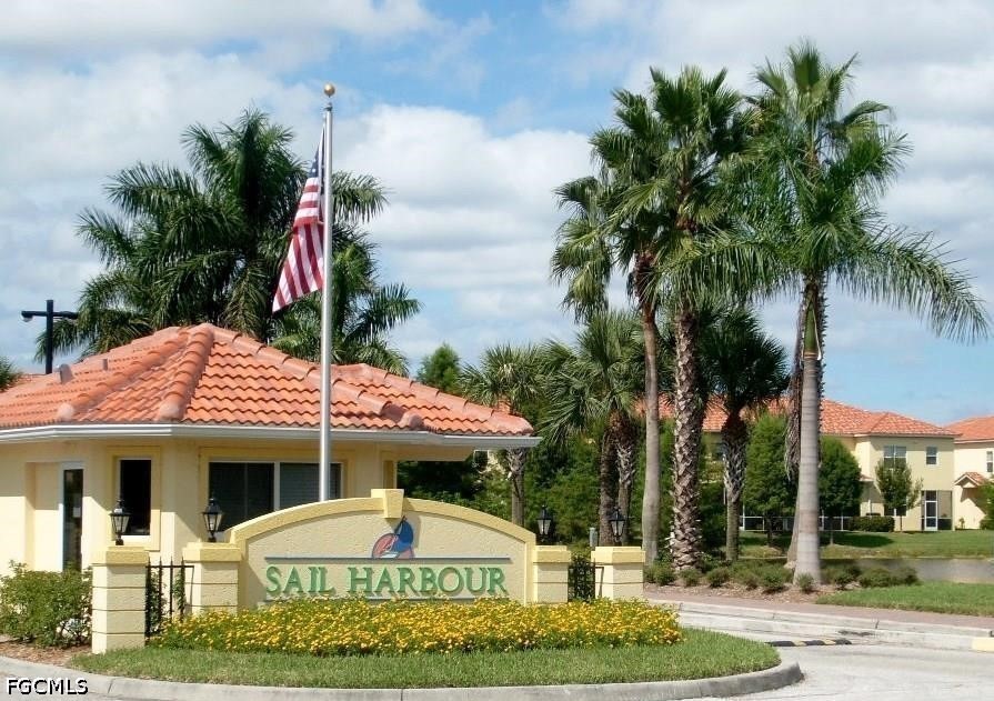 3 Bed Townhouse for Sale in Sail Harbour, FL, $1,850 — photo 2