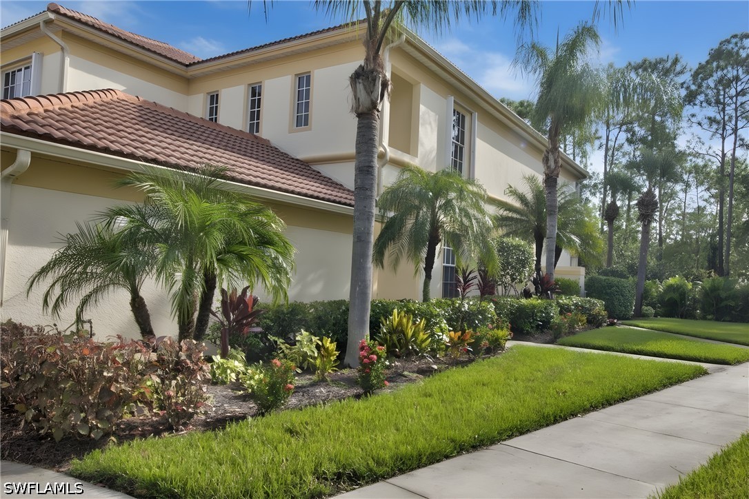 3 Bed Condominium for Sale in Quincy Square, FL — photo 2