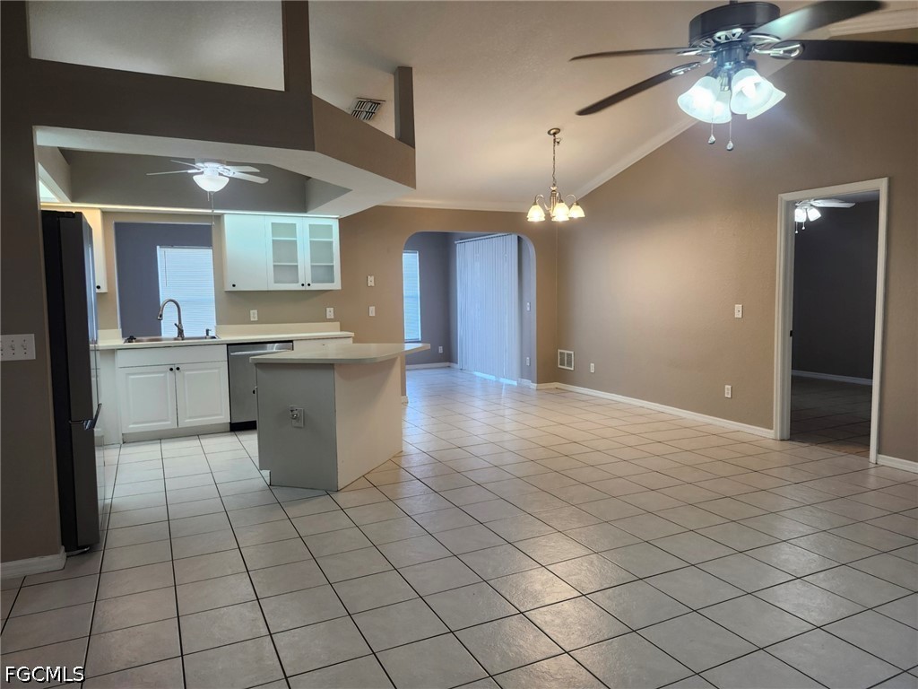 3 Bed Waterfront Home for Sale in Cape Coral, FL — photo 2