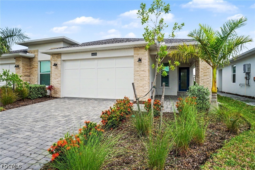 2 Bed Attached for Sale in Regency, FL, $354,400 — photo 2