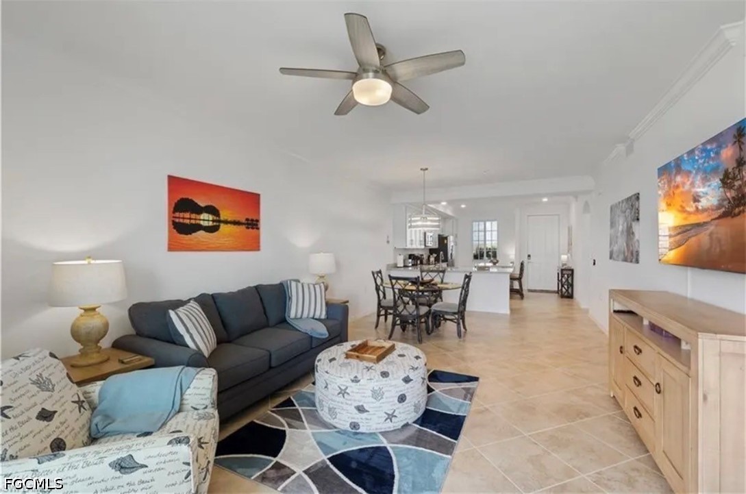 2 Bed Waterfront Home for Sale in Punta Gorda, photo 2