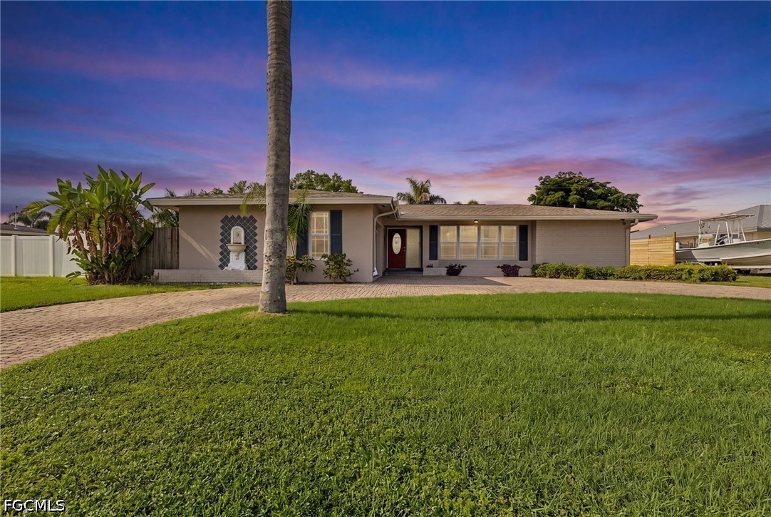 3 Bed Pool Home for Sale in Tanglewood, FL, $370,500 — photo 2