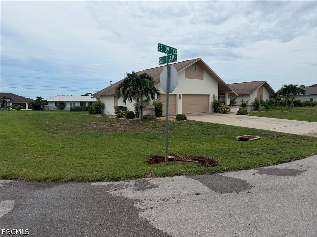 4 Bed Pool Home for Sale in Cape Coral, FL, $459,900 — photo 2