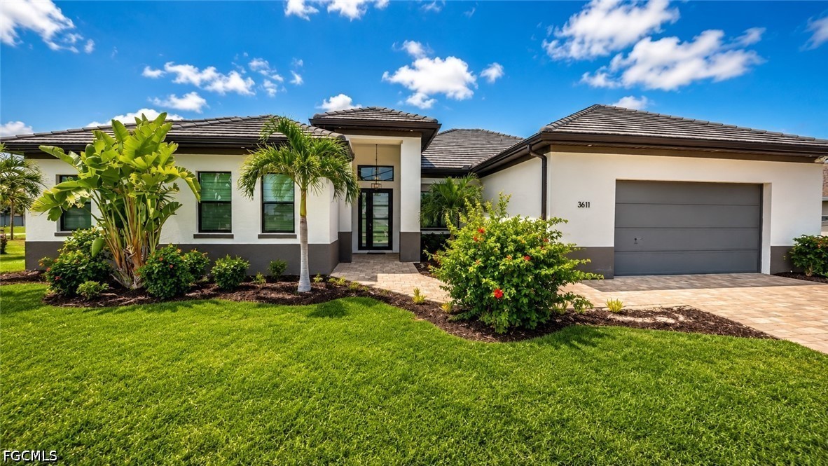 3 Bed Pool Home for Sale in Cape Coral, FL, $1,100,000 — photo 2