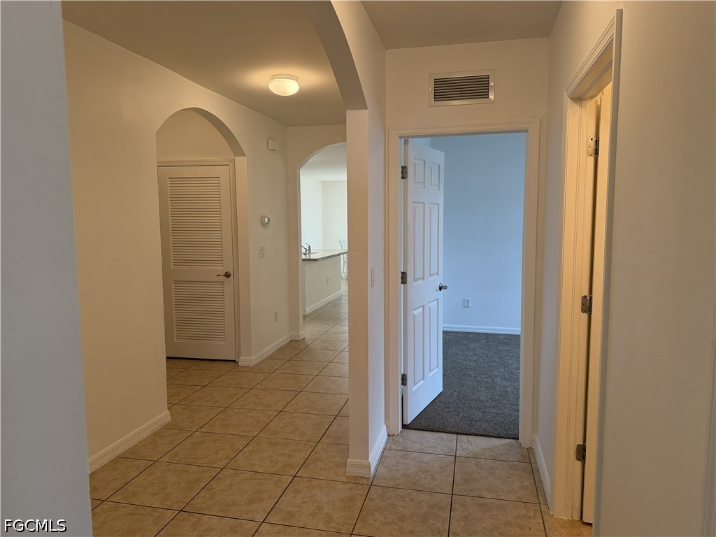 3 Bed SingleFamilyResidence for Sale in Cape Coral, FL — photo 2