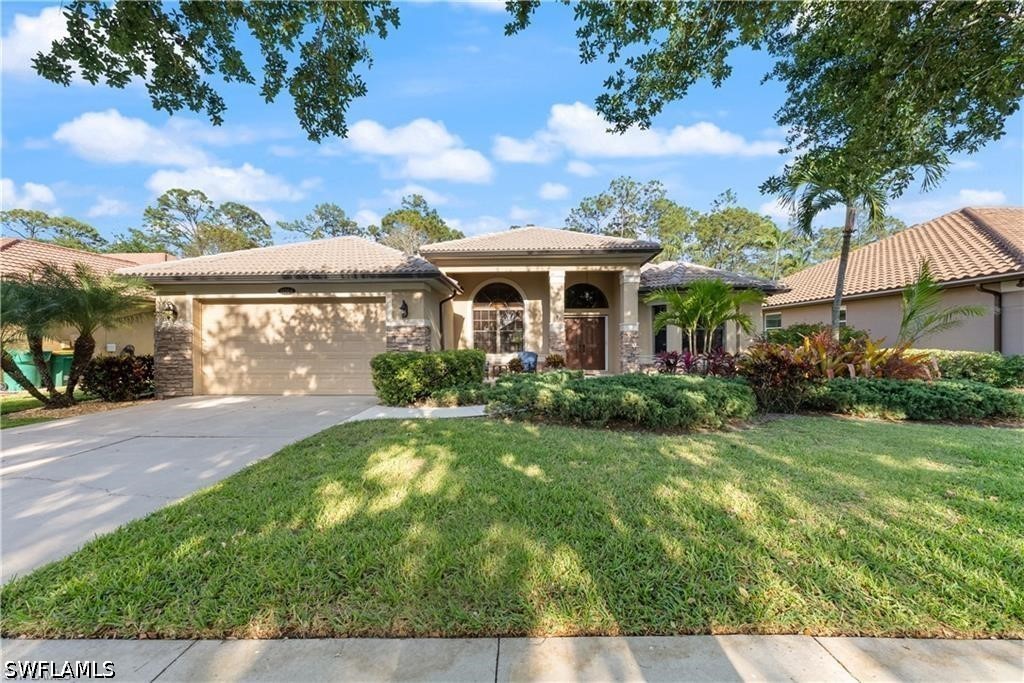 3 Bed Pool Home for Sale in Indigo Lakes, FL, $3,500 — photo 2