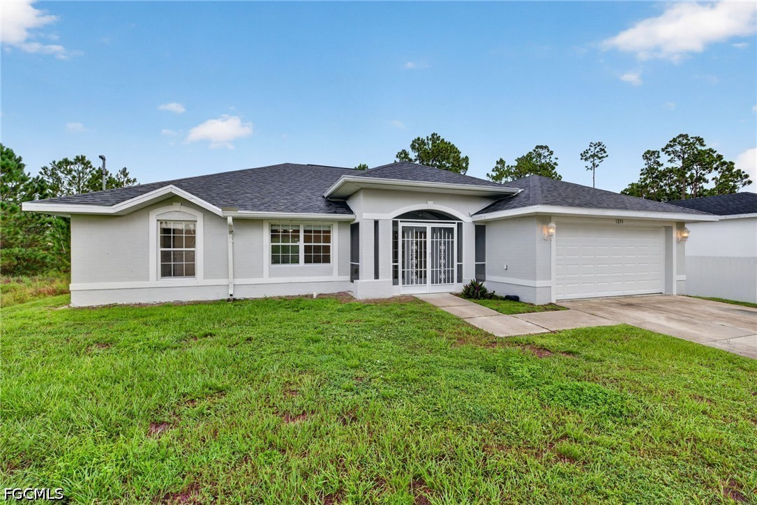 3 Bed SingleFamilyResidence for Sale in Lehigh Acres, FL — photo 2