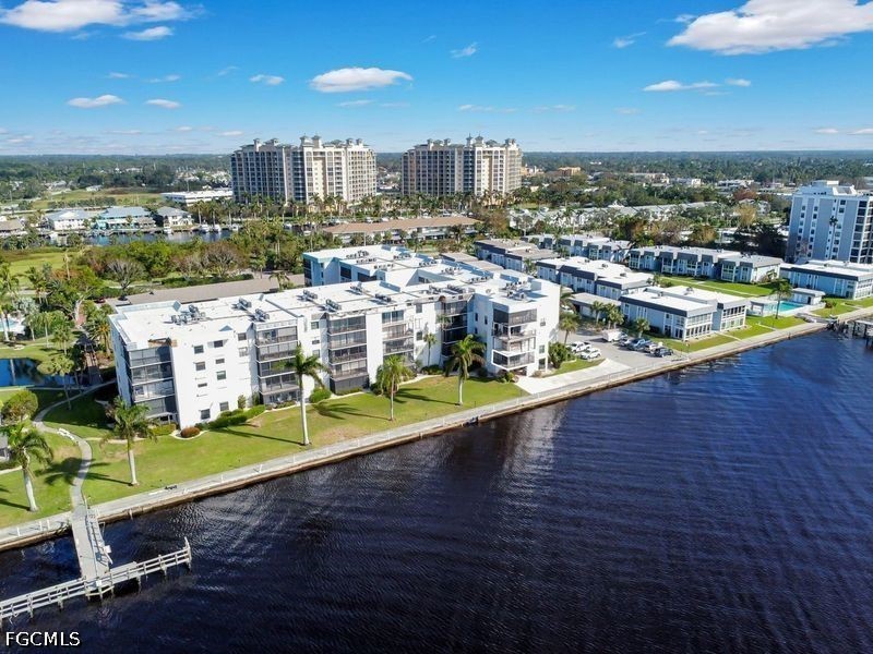 1 Bed Waterfront Home for Sale in Schooner Bay, FL, $3,500 — photo 2
