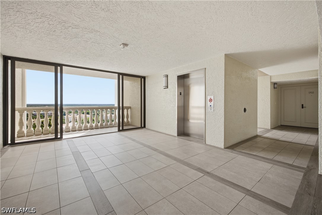 3 Bed Condominium for Sale in St Marissa, FL, $17,000 — photo 2