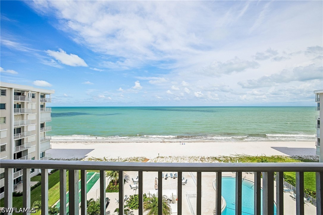 2 Bed Waterfront Home for Sale in Naples, FL, $895,000 — photo 2