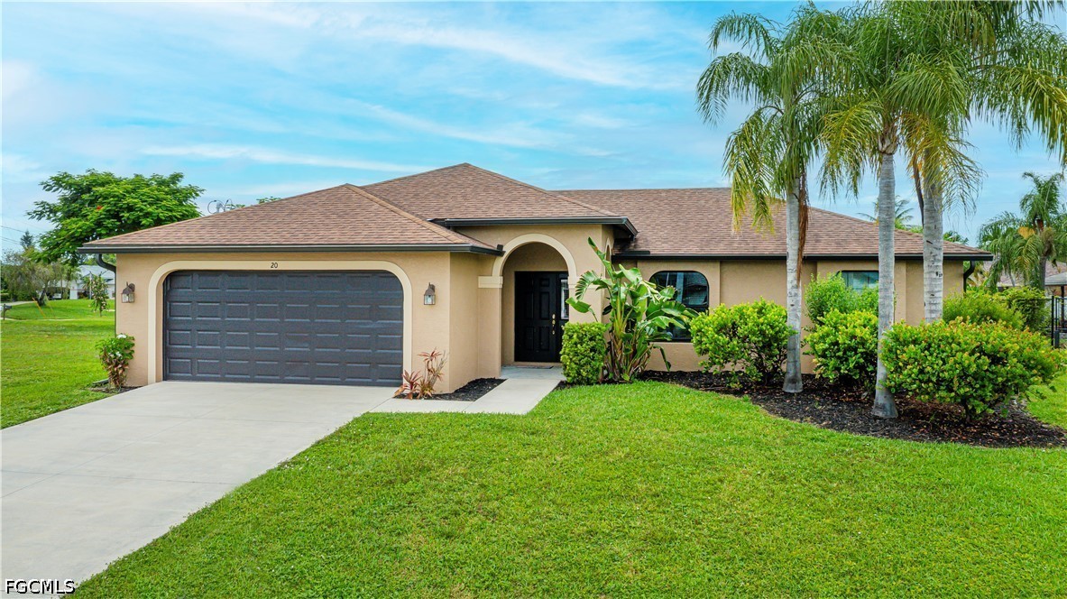 3 Bed SingleFamilyResidence for Sale in Cape Coral, FL — photo 2
