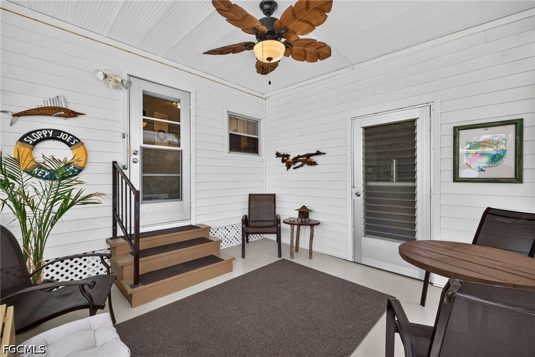 2 Bed ManufacturedHome for Sale in North Fort Myers, FL — photo 2