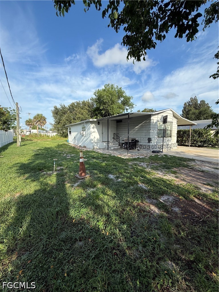 2 Bed Waterfront Home for Sale in Leitner Creek Manor, FL — photo 2