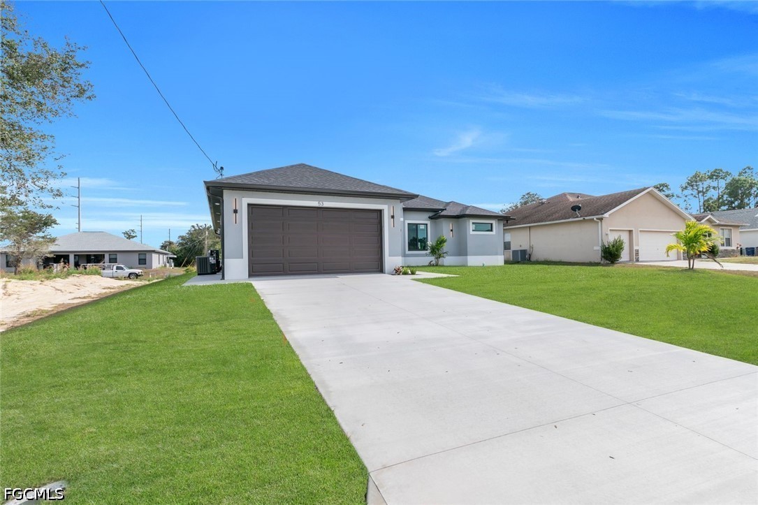 3 Bed SingleFamilyResidence for Sale in Lehigh Acres, FL — photo 2