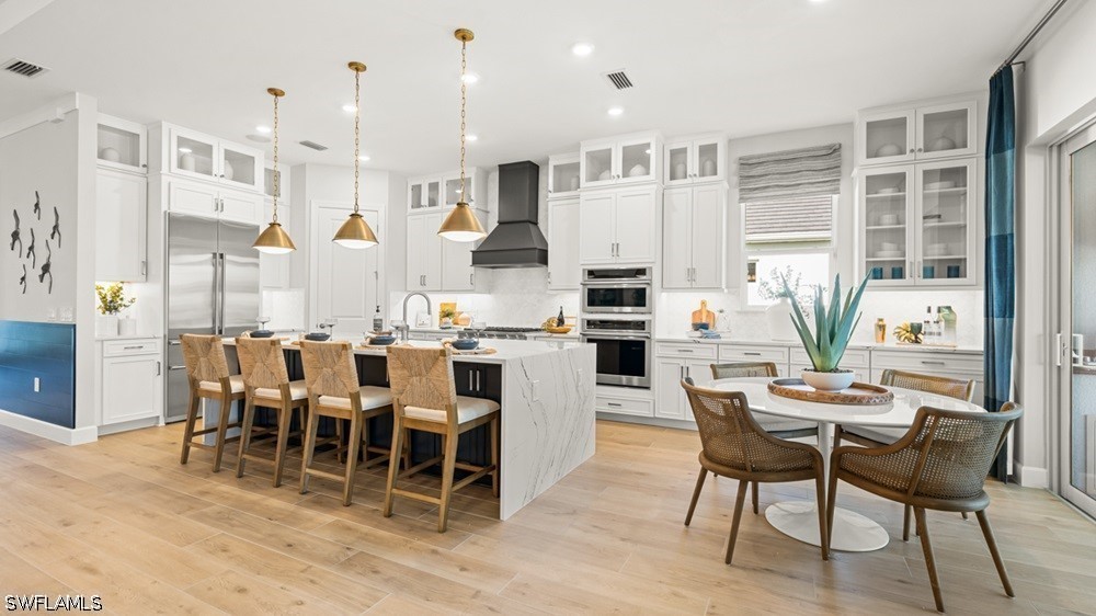 3 Bed SingleFamilyResidence for Sale in Naples, FL — photo 2