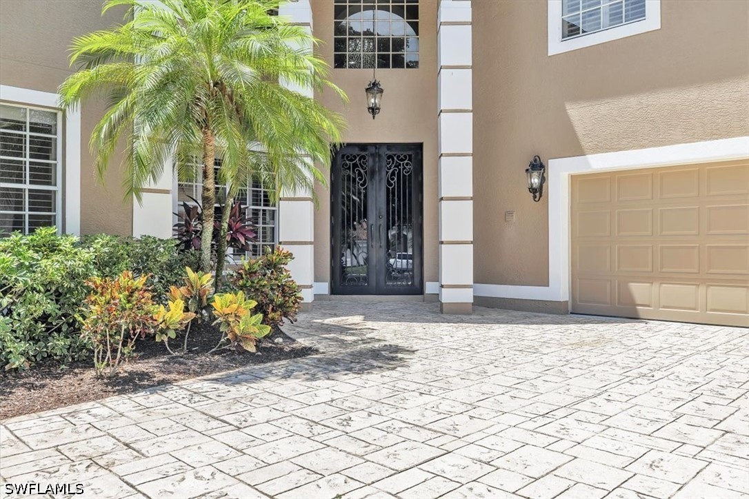 6 Bed Pool Home for Sale in Fort Myers, FL, $1,100,000 — photo 2