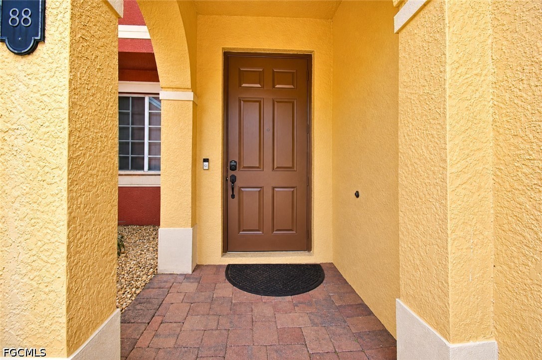 3 Bed Townhouse for Sale in Copper Oaks, FL, $325,000 — photo 2