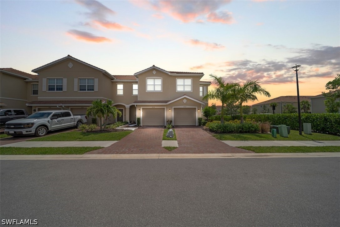 3 Bed Townhouse for Sale in Naples, FL, $379,900 — photo 2