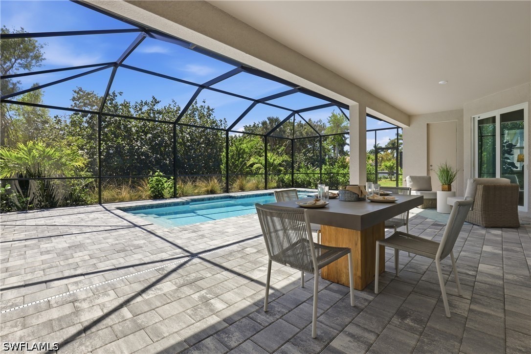 2 Bed Pool Home for Sale in Sandy Key, FL, $589,000 — photo 2
