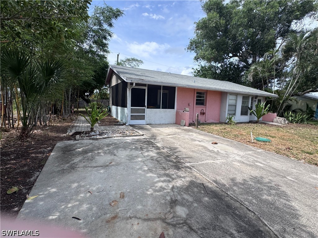 2 Bed SingleFamilyResidence for Sale in Naples, FL, $455,000 — photo 2