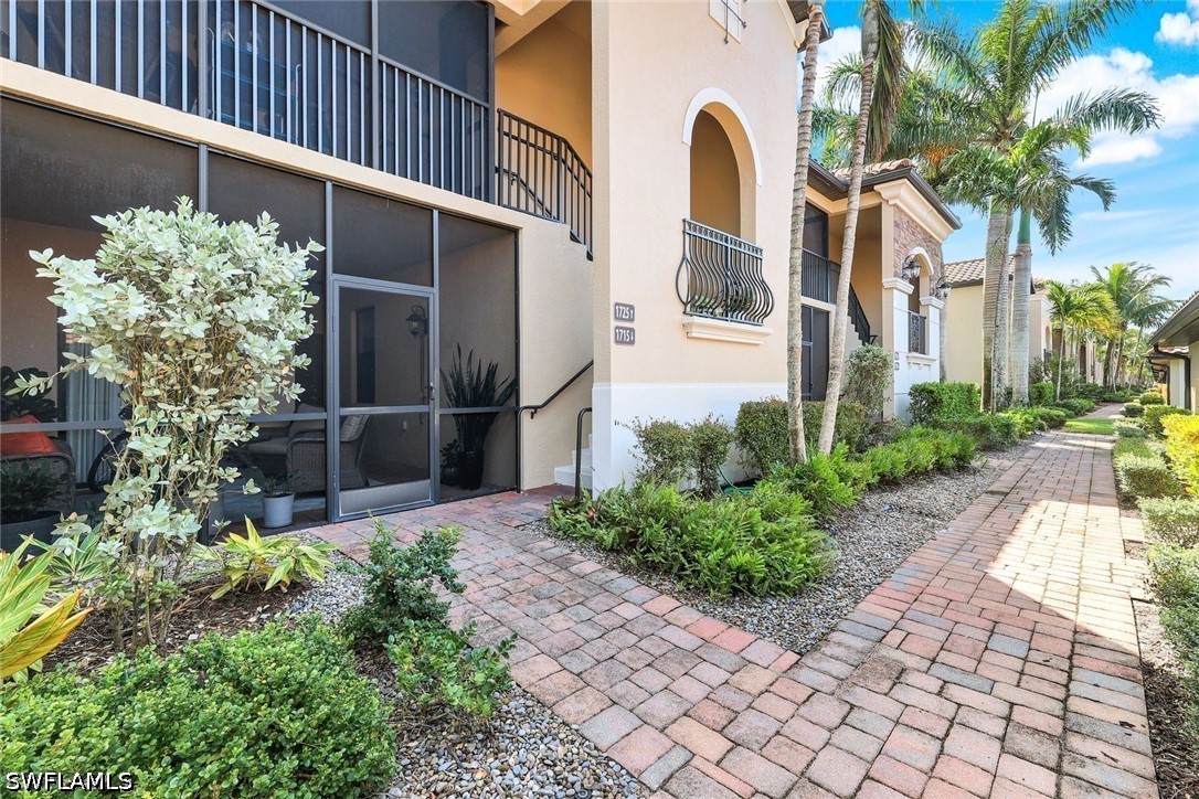 2 Bed Waterfront Home for Sale in Bonita Springs, FL — photo 2
