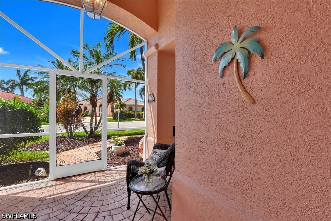 2 Bed SingleFamilyResidence for Sale in North Fort Myers, FL — photo 2