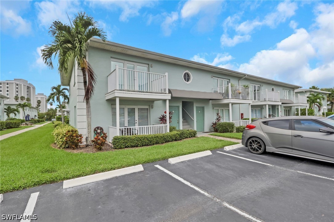 2 Bed Condominium for Sale in North Fort Myers, FL, $180,000 — photo 2