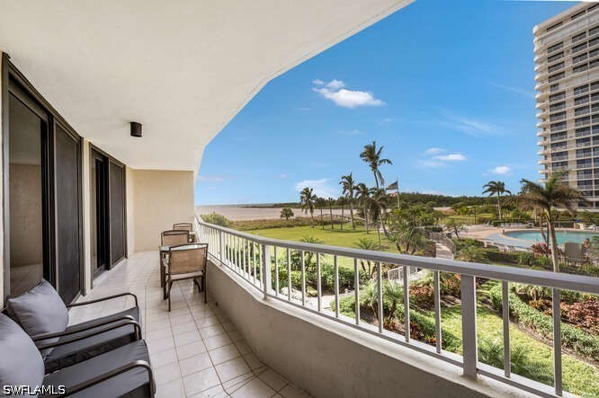 2 Bed Waterfront Home for Sale in Marco Island, FL, $738,000 — photo 2