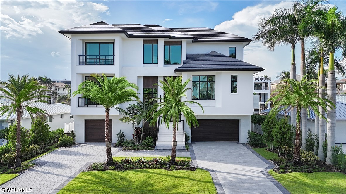 5 Bed Pool Home for Sale in Conners, FL, $11,950,000 — photo 2