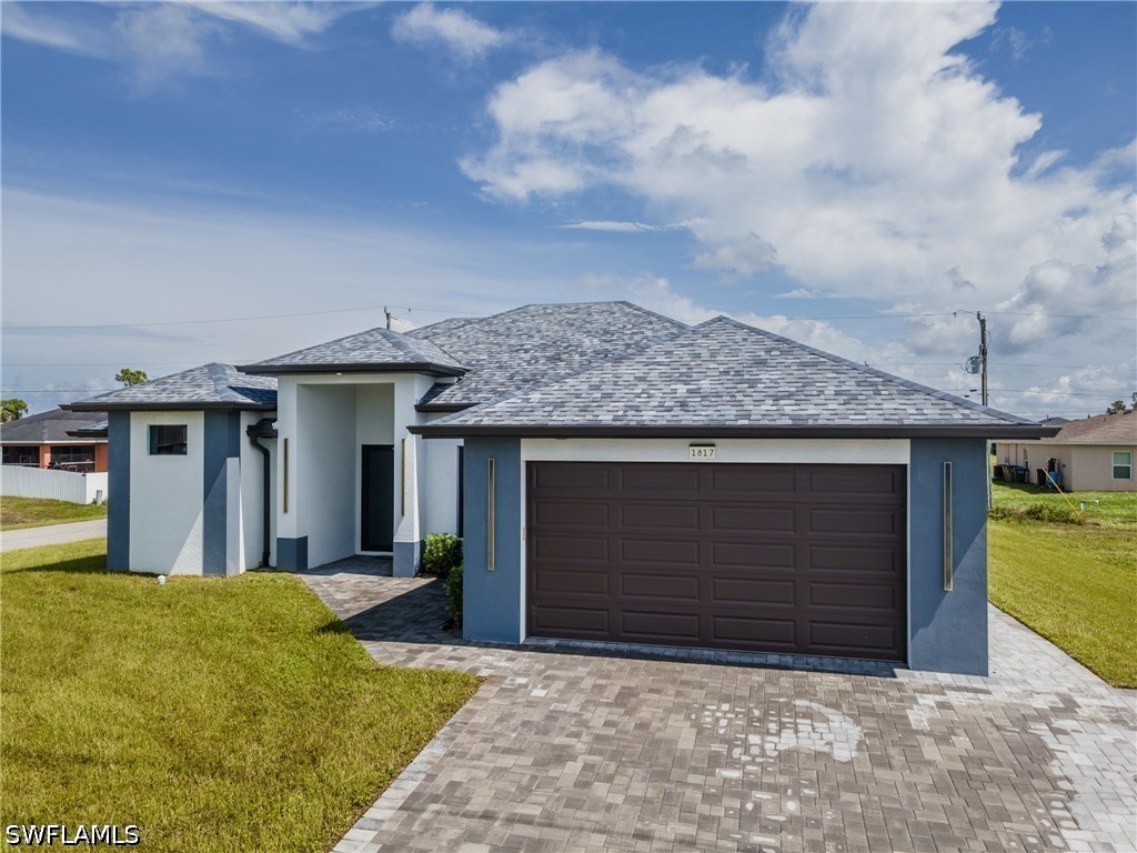 3 Bed SingleFamilyResidence for Sale in Cape Coral, FL — photo 2