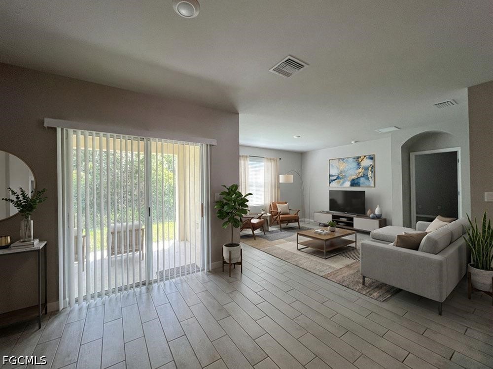 4 Bed SingleFamilyResidence for Sale in Cape Coral, FL — photo 2