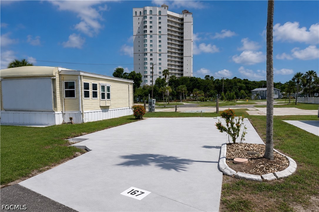 Residential for Sale in Palmetto Palms R V, FL, $65,000 — photo 2
