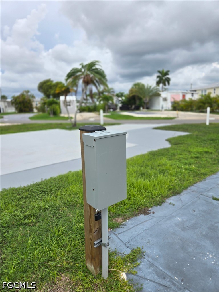 Residential for Sale in Palmetto Palms R V, FL, $67,000 — photo 2