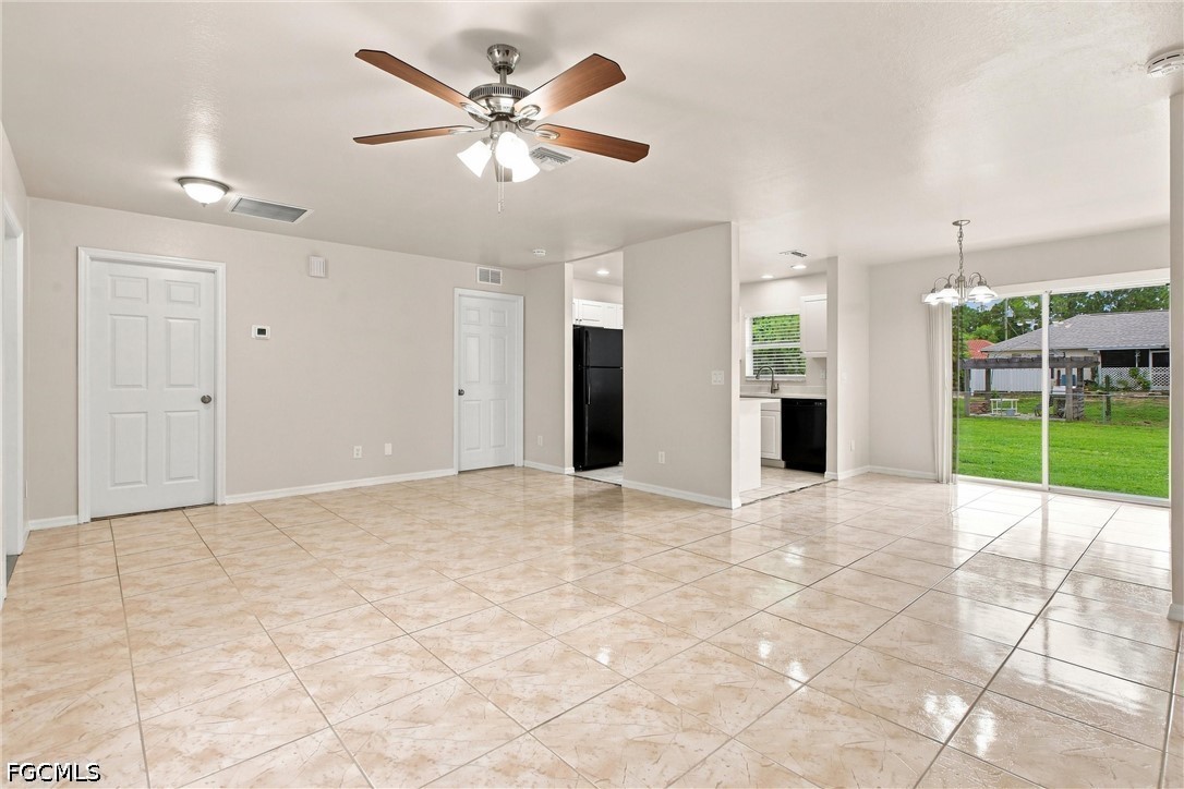 3 Bed SingleFamilyResidence for Sale in Lehigh Acres, FL — photo 2